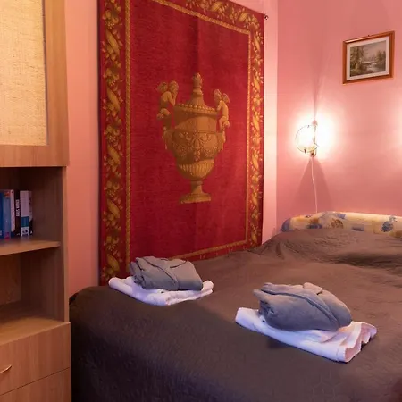 Relax Liget Apartman Appartamento *